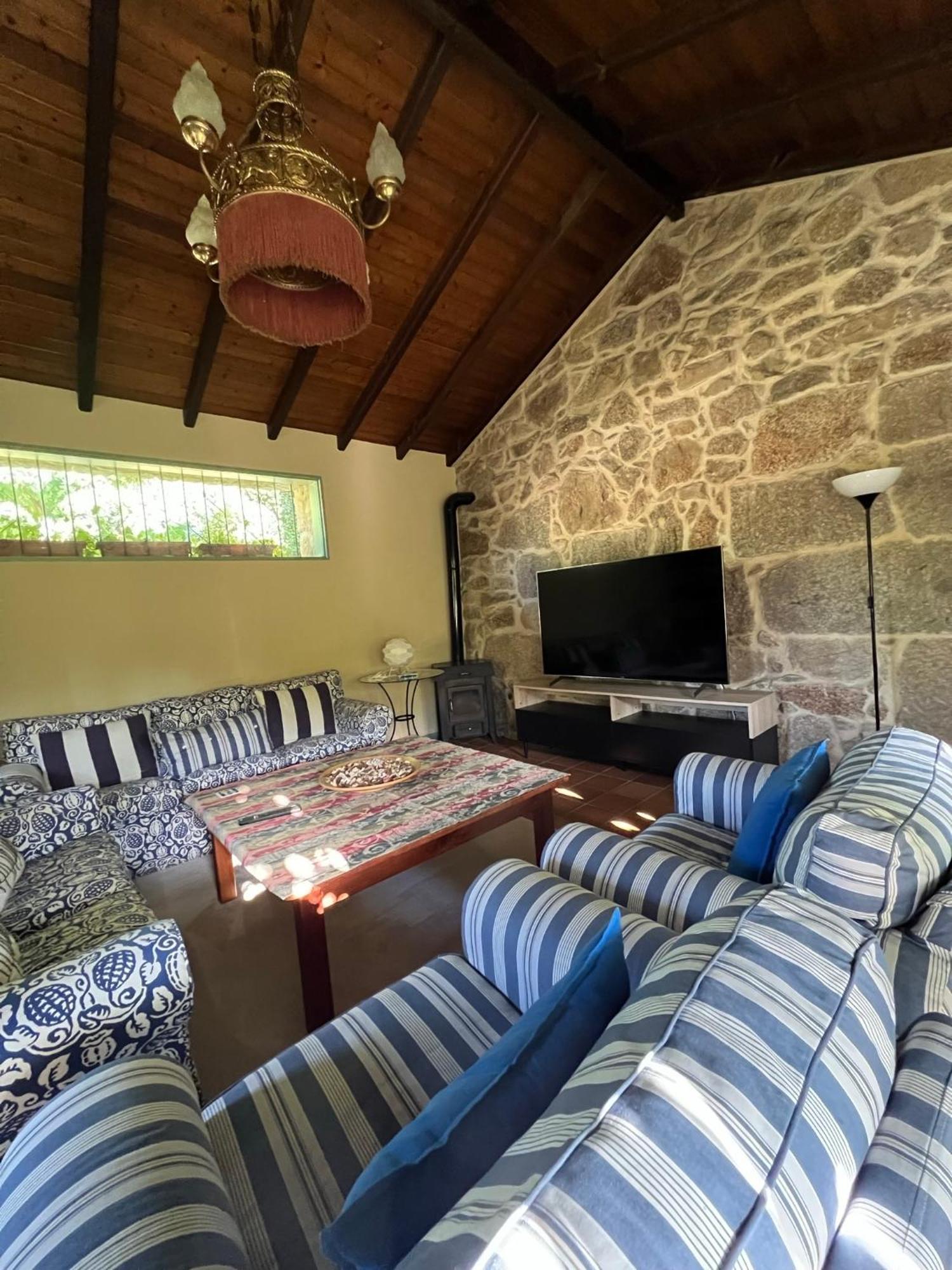 Saramagoso Villa Meis ภายนอก รูปภาพ